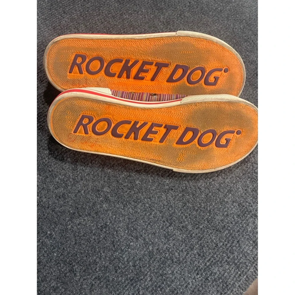 Rocket Dog Jazzin Womens 9 Red Striped Frayed Canvas Low Top Sneakers C317/0519